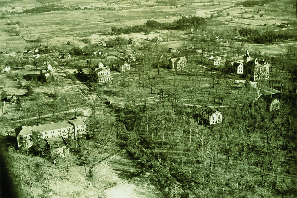 Early photo of Oxford campus