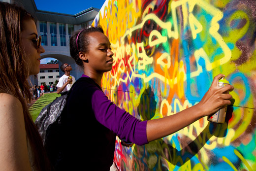 By Jessica Cook Graffiti improvisational music and hundreds of freshmen 