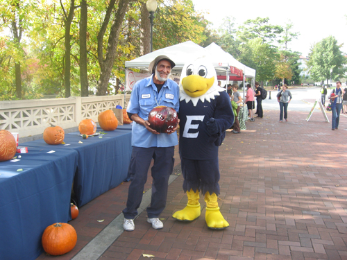 pumpkin carving contest