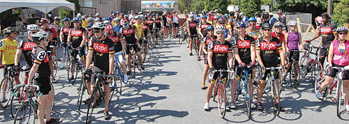 Bicycle racers lined up to begin