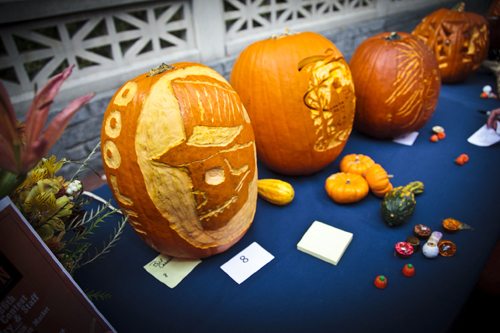 pumpkin carving contest