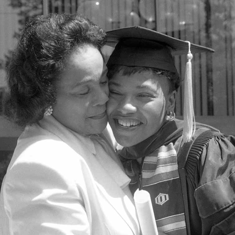 bernice king and her daughter at commencement